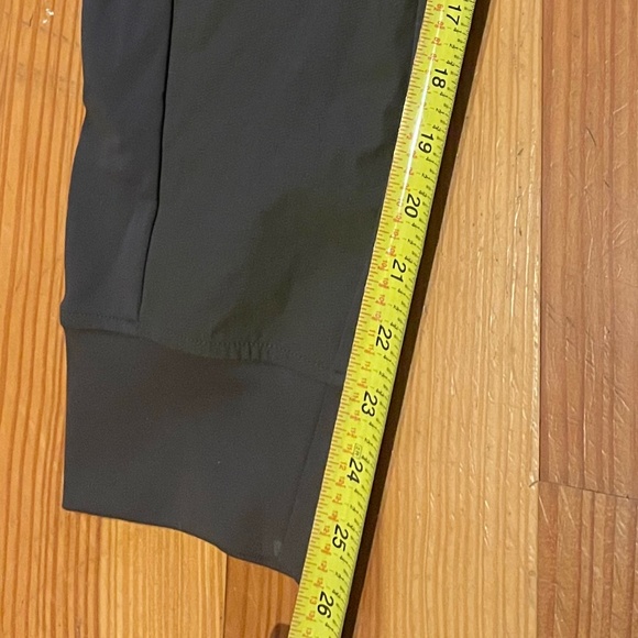 Athleta Headlands Hybrid Trek Jogger - Picture 5 of 7